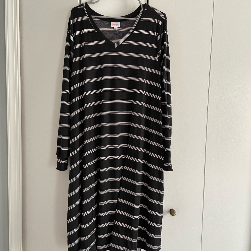 Lularoe Emily Dress Black/White Striped Size XL NWT